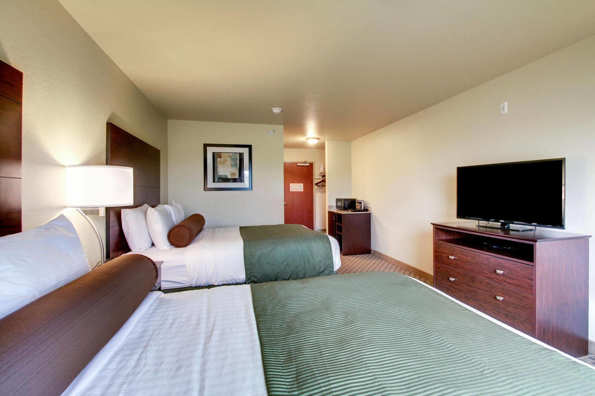 Cobblestone Inn & Suites - Schuyler Kültér fotó