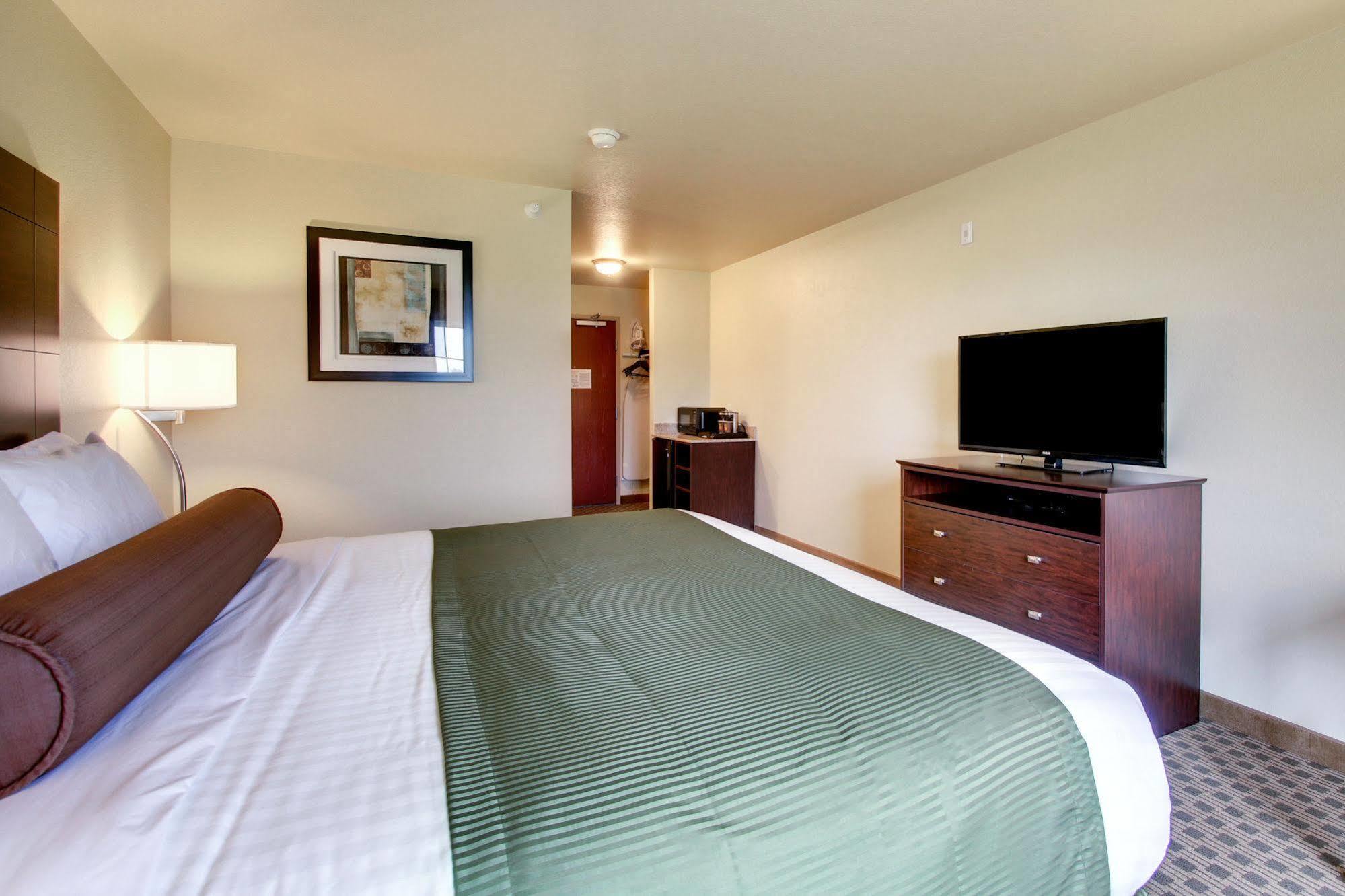 Cobblestone Inn & Suites - Schuyler Kültér fotó